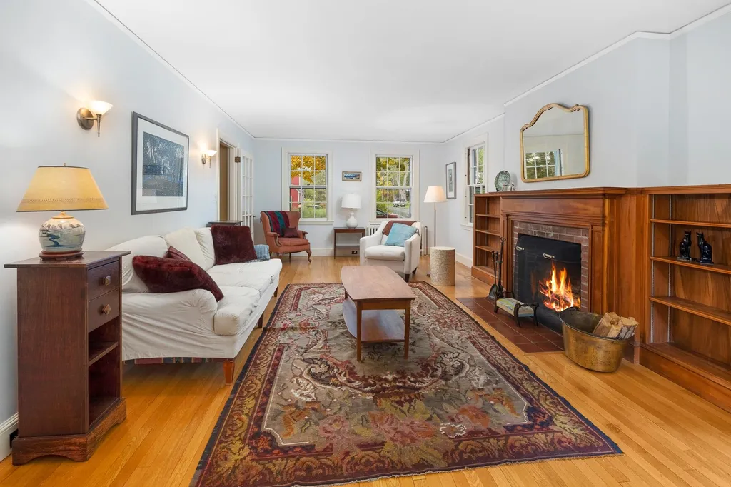 6 Woodrow Road Hanover NH 03755