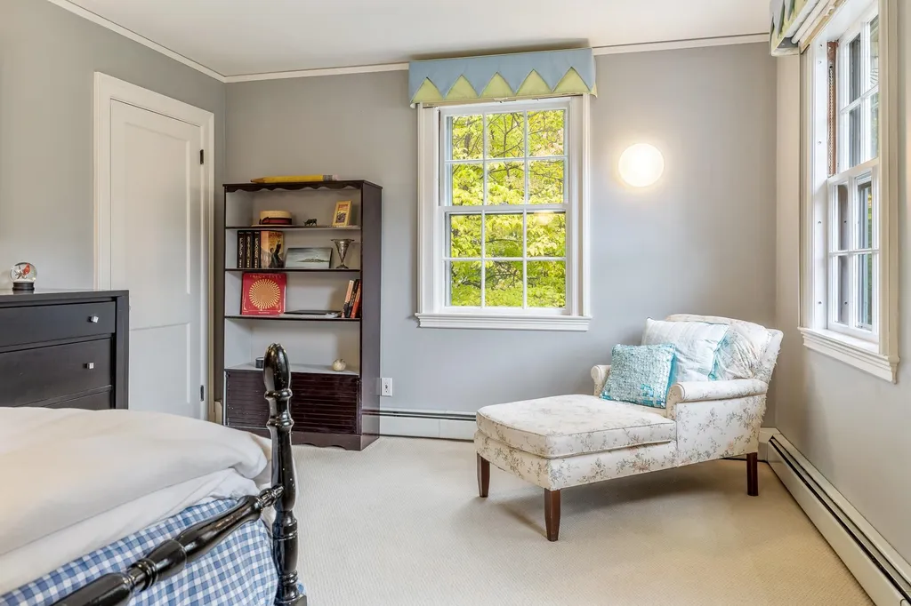 6 Woodrow Road Hanover NH 03755