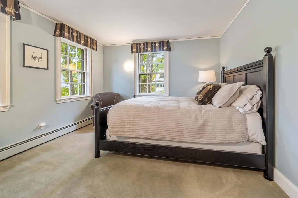6 Woodrow Road Hanover NH 03755
