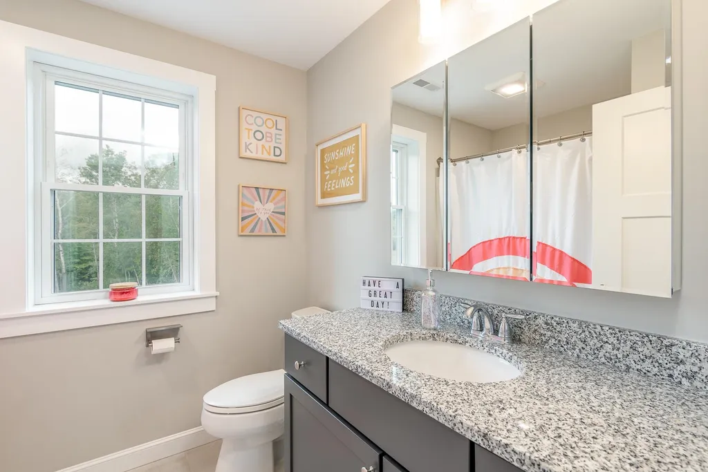 32 Daniels Drive Lee NH 03861