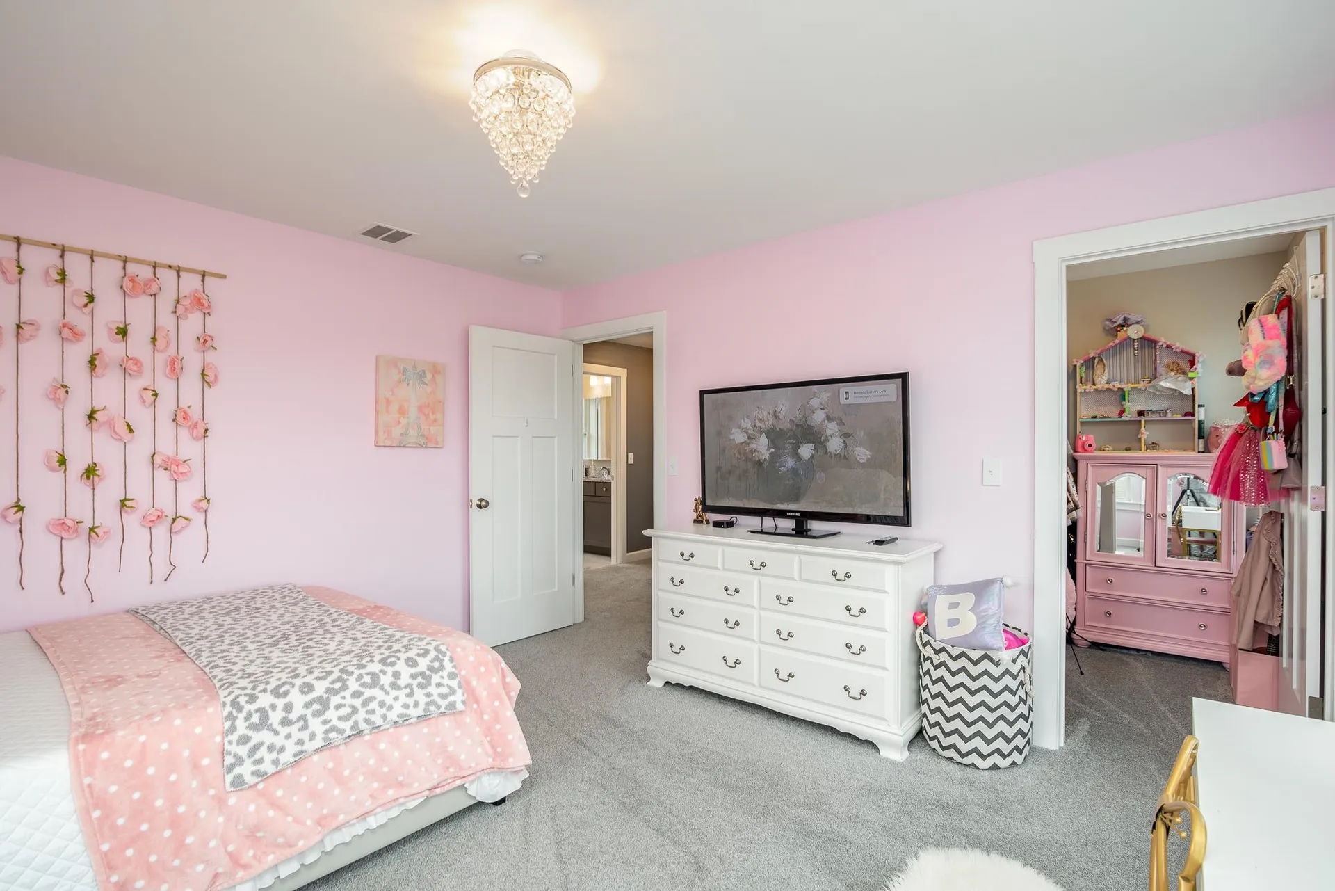 32 Daniels Drive Lee NH 03861
