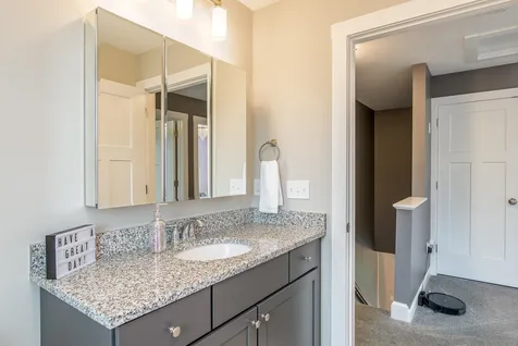32 Daniels Drive Lee NH 03861