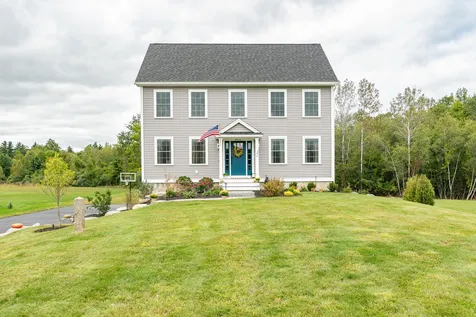 32 Daniels Drive Lee NH 03861