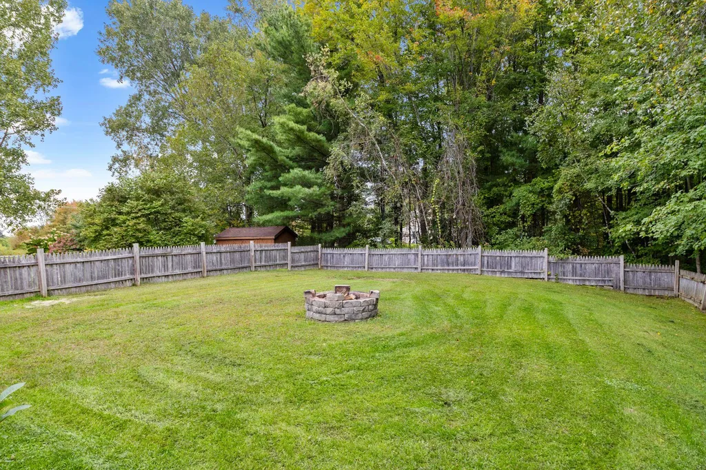 19 Timberlake Drive Colchester VT 05446