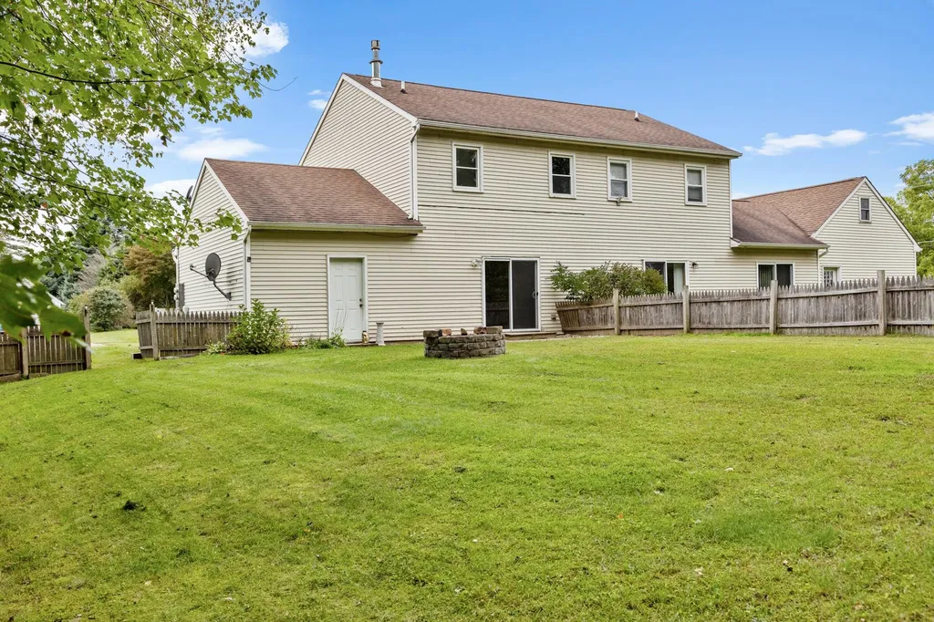 19 Timberlake Drive Colchester VT 05446