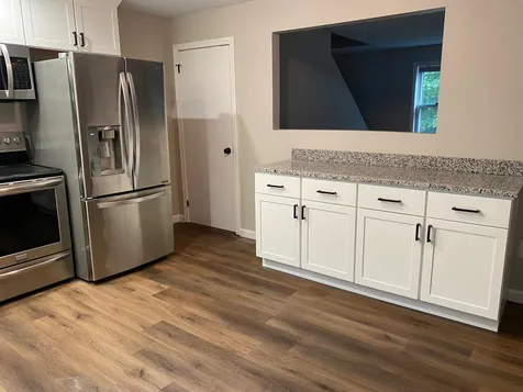 39 Deerfield Road Raymond NH 03077