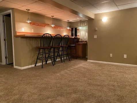 39 Deerfield Road Raymond NH 03077