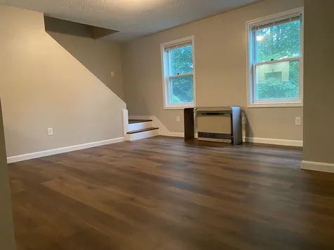 39 Deerfield Road Raymond NH 03077
