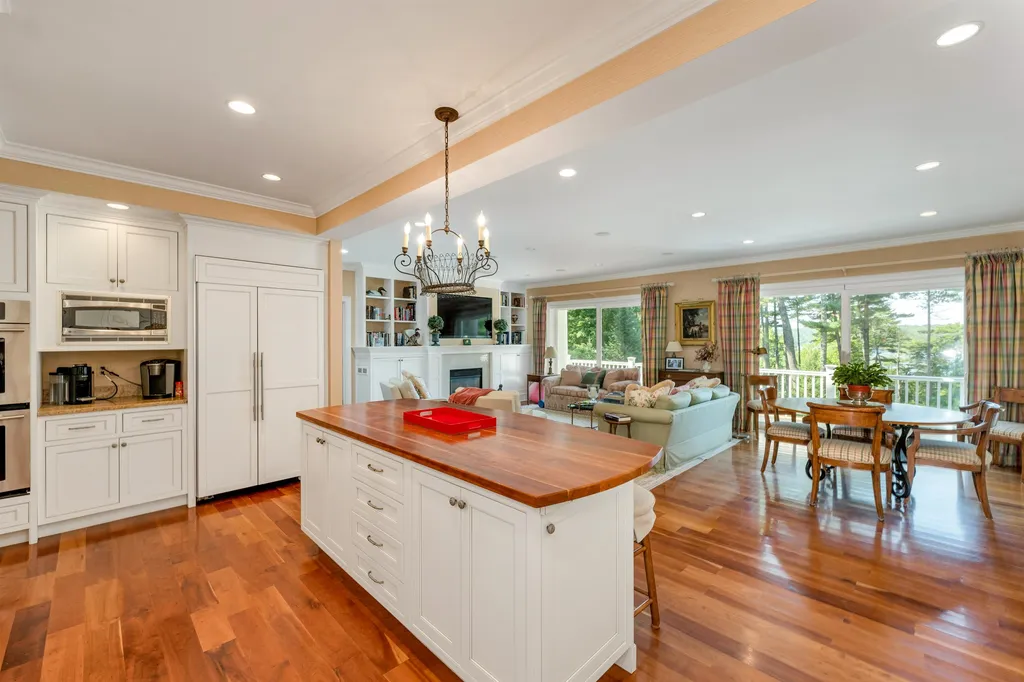 108 Pine Needle Lane Moultonborough NH 03254