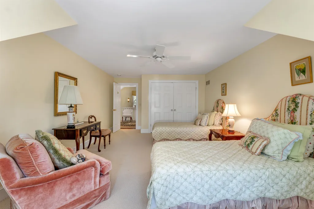 108 Pine Needle Lane Moultonborough NH 03254