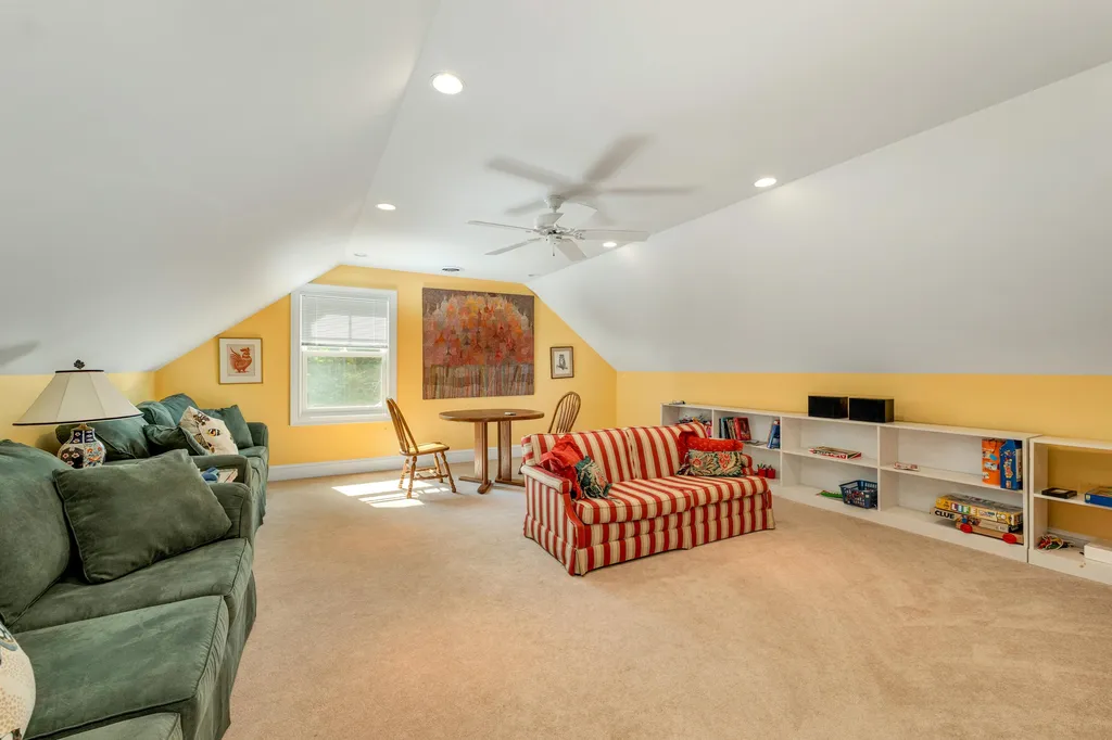 108 Pine Needle Lane Moultonborough NH 03254