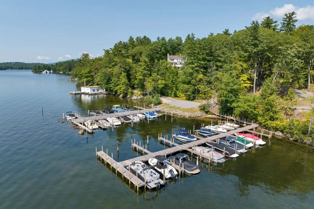 108 Pine Needle Lane Moultonborough NH 03254