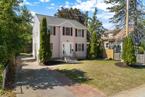 222 Blucher Street Manchester NH 03102