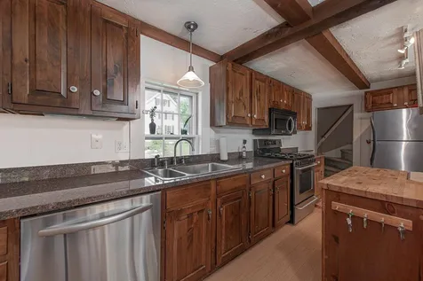 132 North Main Street Wolfeboro NH 03894