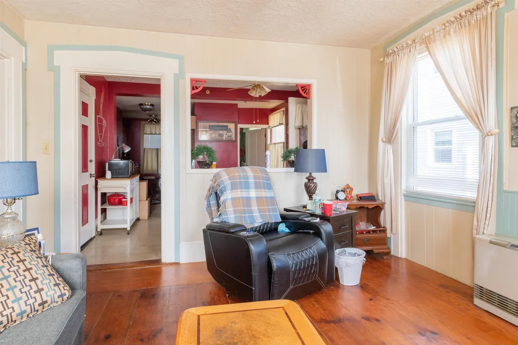 156 Merrimack Street Manchester NH 03103