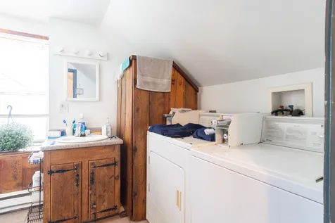 156 Merrimack Street Manchester NH 03103