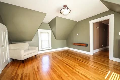 135 Brook Street Manchester NH 03104