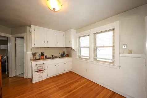 135 Brook Street Manchester NH 03104