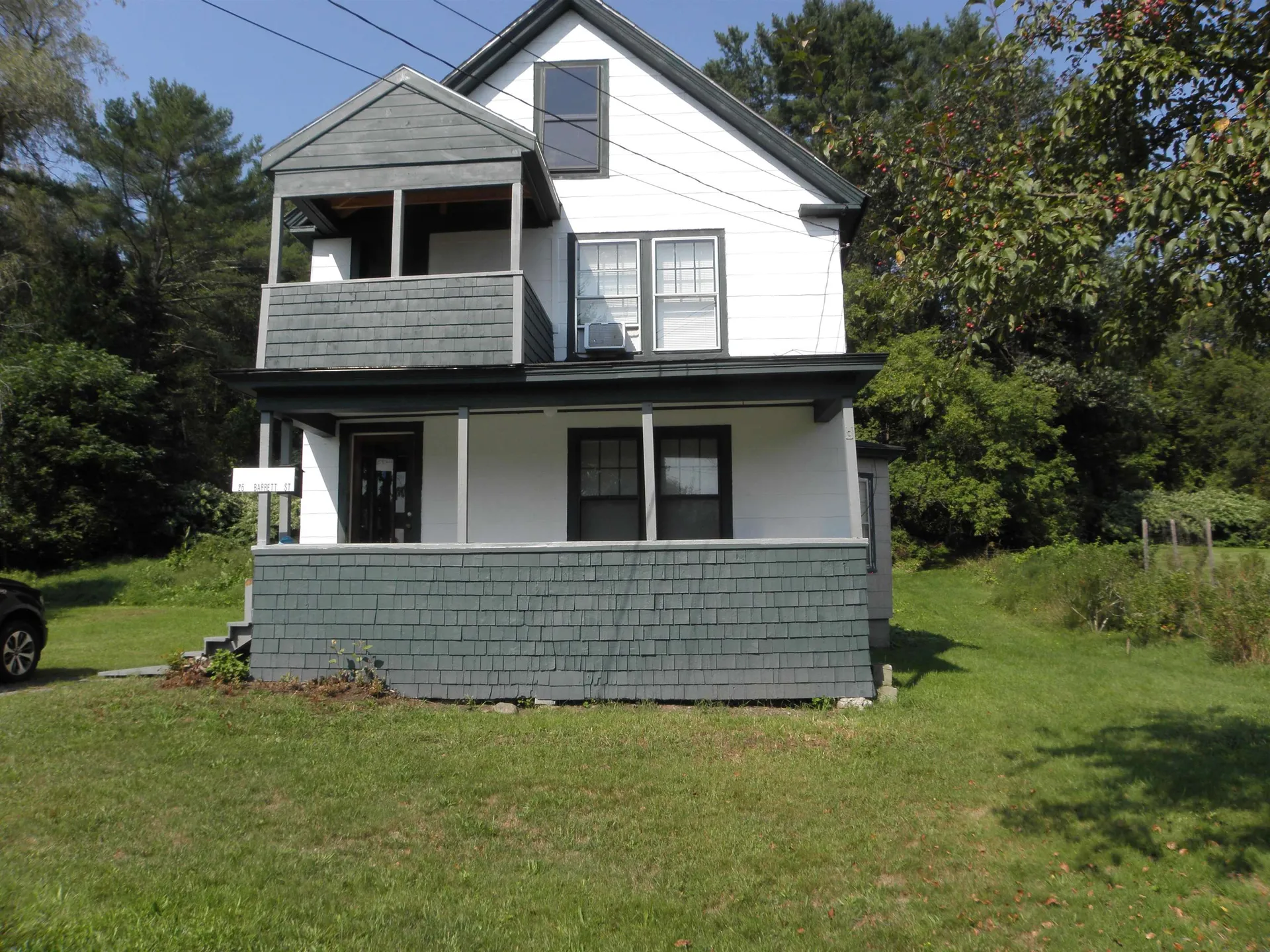 26 Barrett Street Lisbon NH 03585