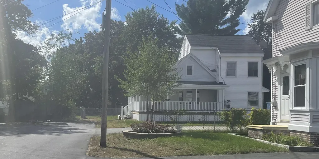 5 North Street Rochester NH 03867-1226