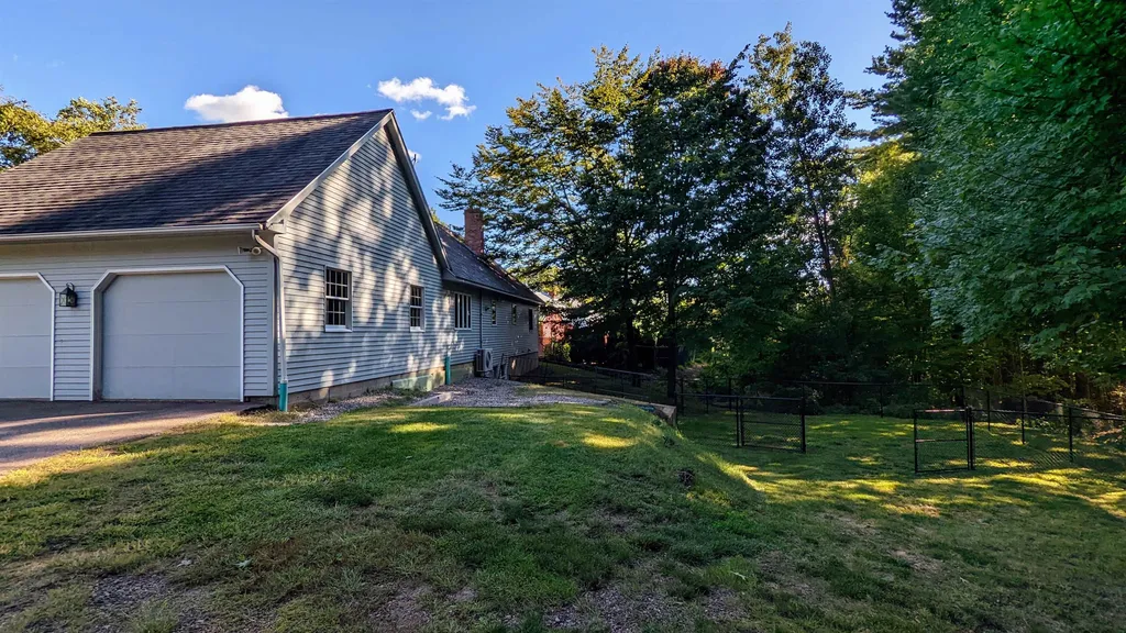 80 Cottonwood Avenue Laconia NH 03246