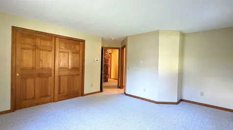 80 Cottonwood Avenue Laconia NH 03246
