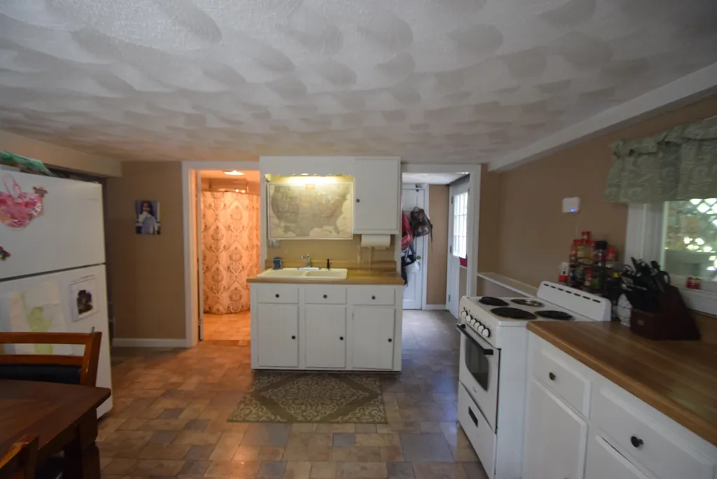 1 David Road Windham NH 03087