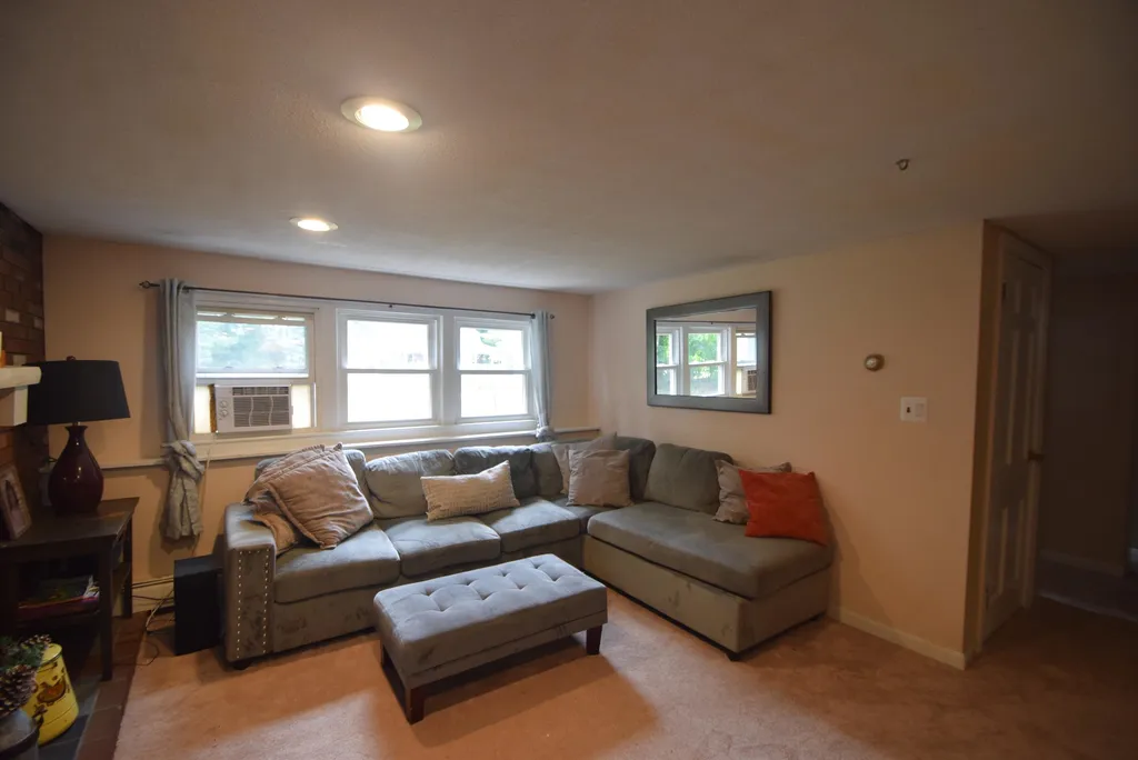 1 David Road Windham NH 03087