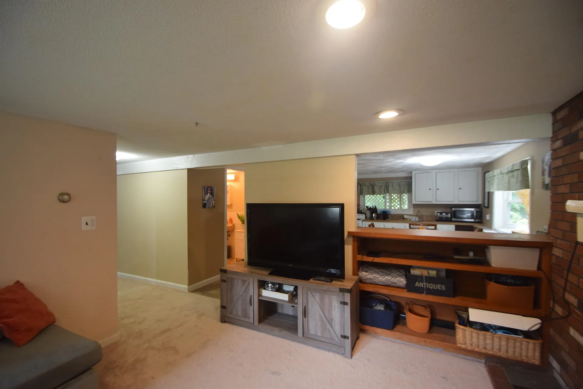 1 David Road Windham NH 03087