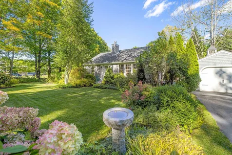 195 Shaker Street New London NH 03257