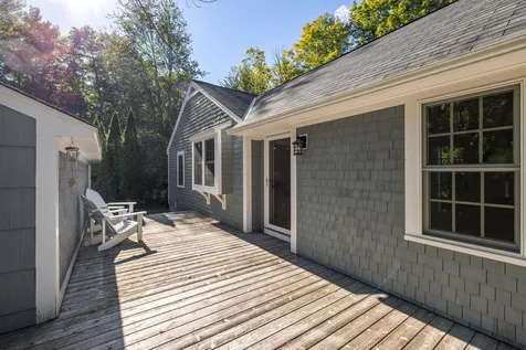 195 Shaker Street New London NH 03257