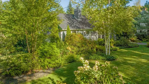 195 Shaker Street New London NH 03257