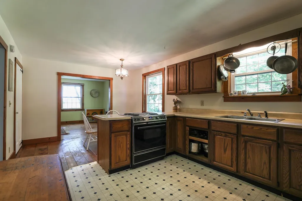 581 Otto Merrill Road Royalton VT 05068