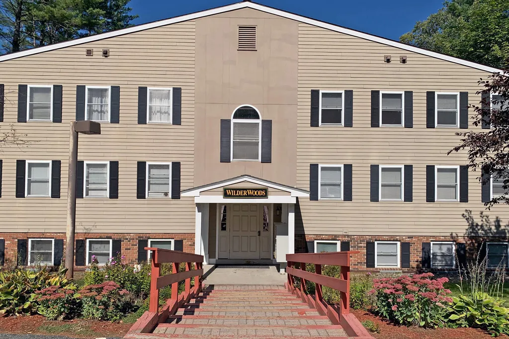 647 Bugbee Street Hartford VT 05001