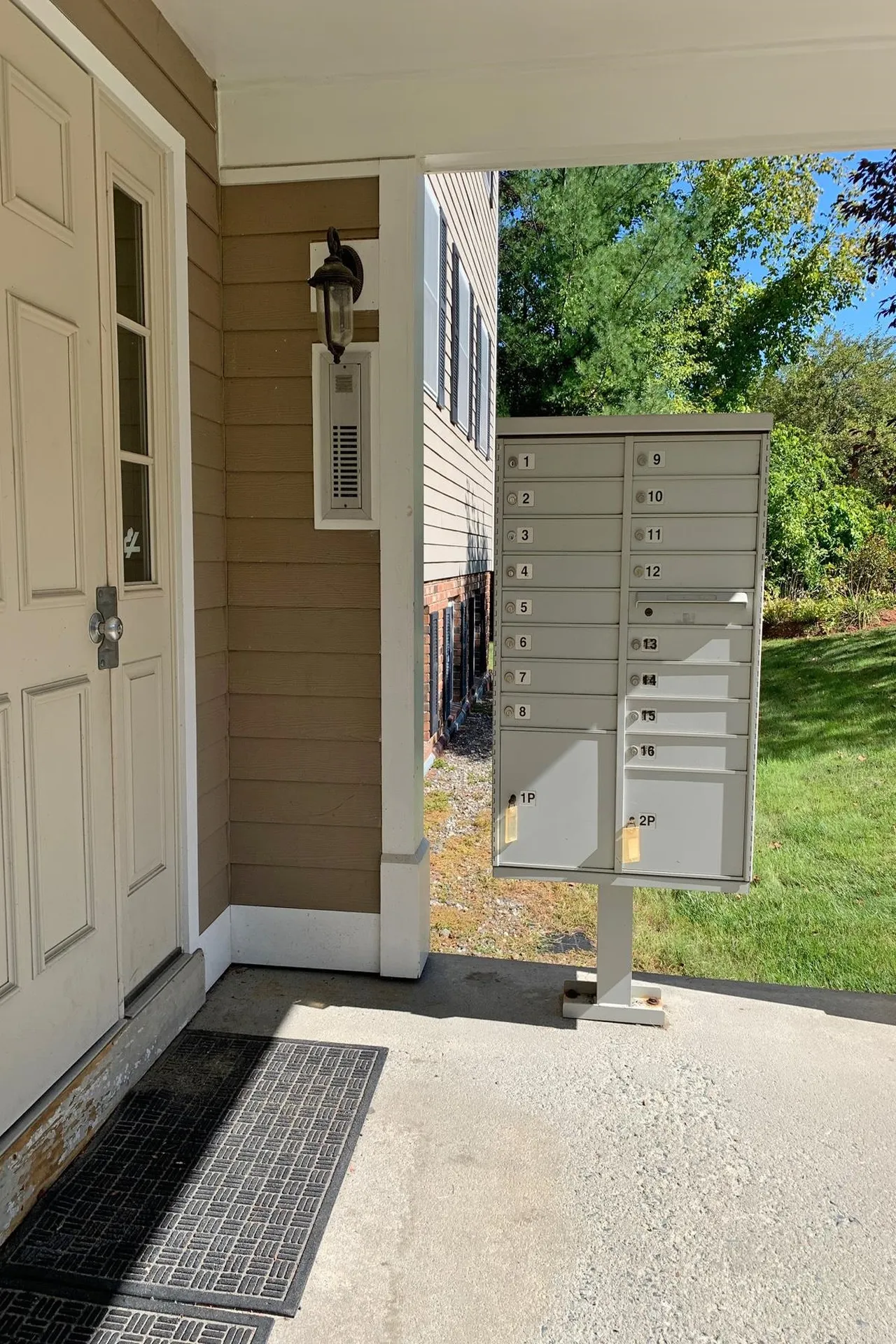 647 Bugbee Street Hartford VT 05001