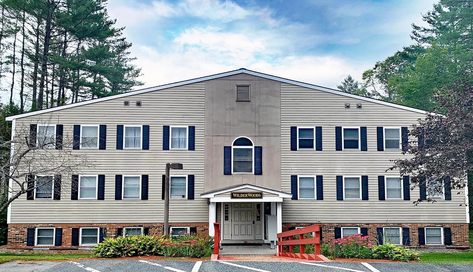 647 Bugbee Street Hartford VT 05001