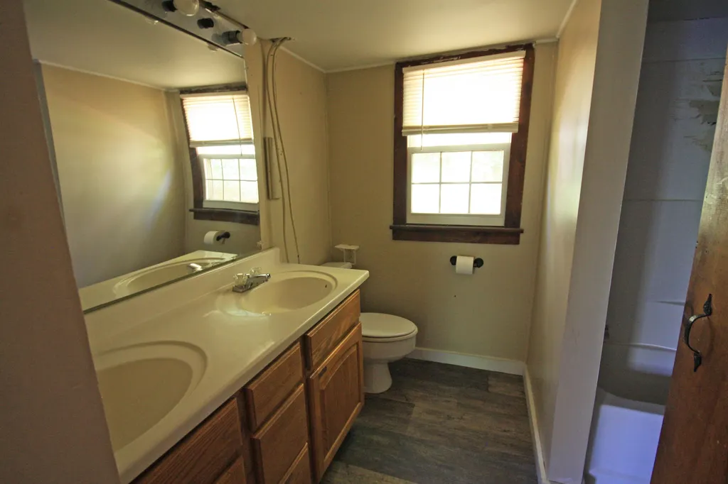 483 Otto Merrill Road Royalton VT 05068