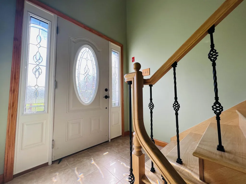 2069 Lakeview Drive North Hero VT 05474
