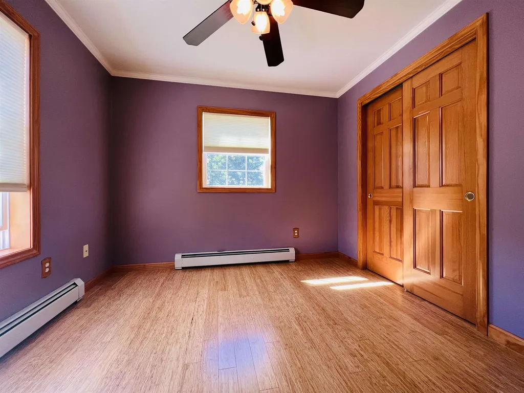 2069 Lakeview Drive North Hero VT 05474