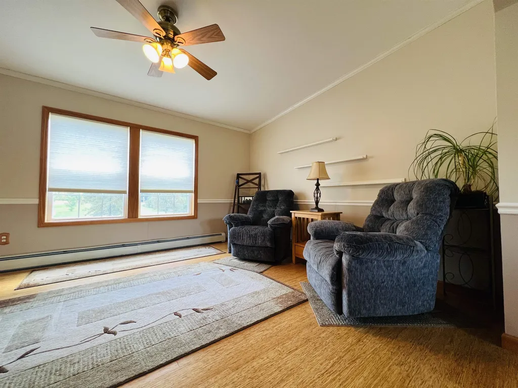 2069 Lakeview Drive North Hero VT 05474
