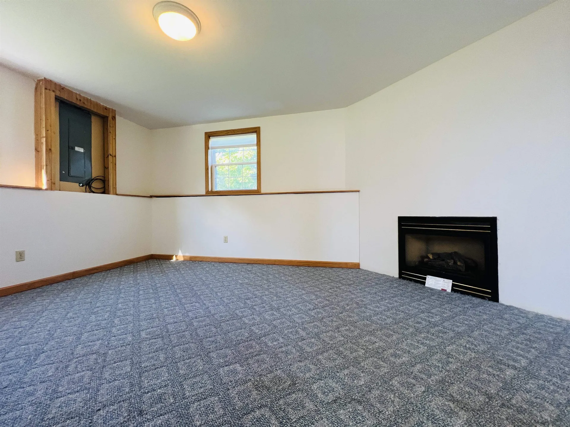 2069 Lakeview Drive North Hero VT 05474