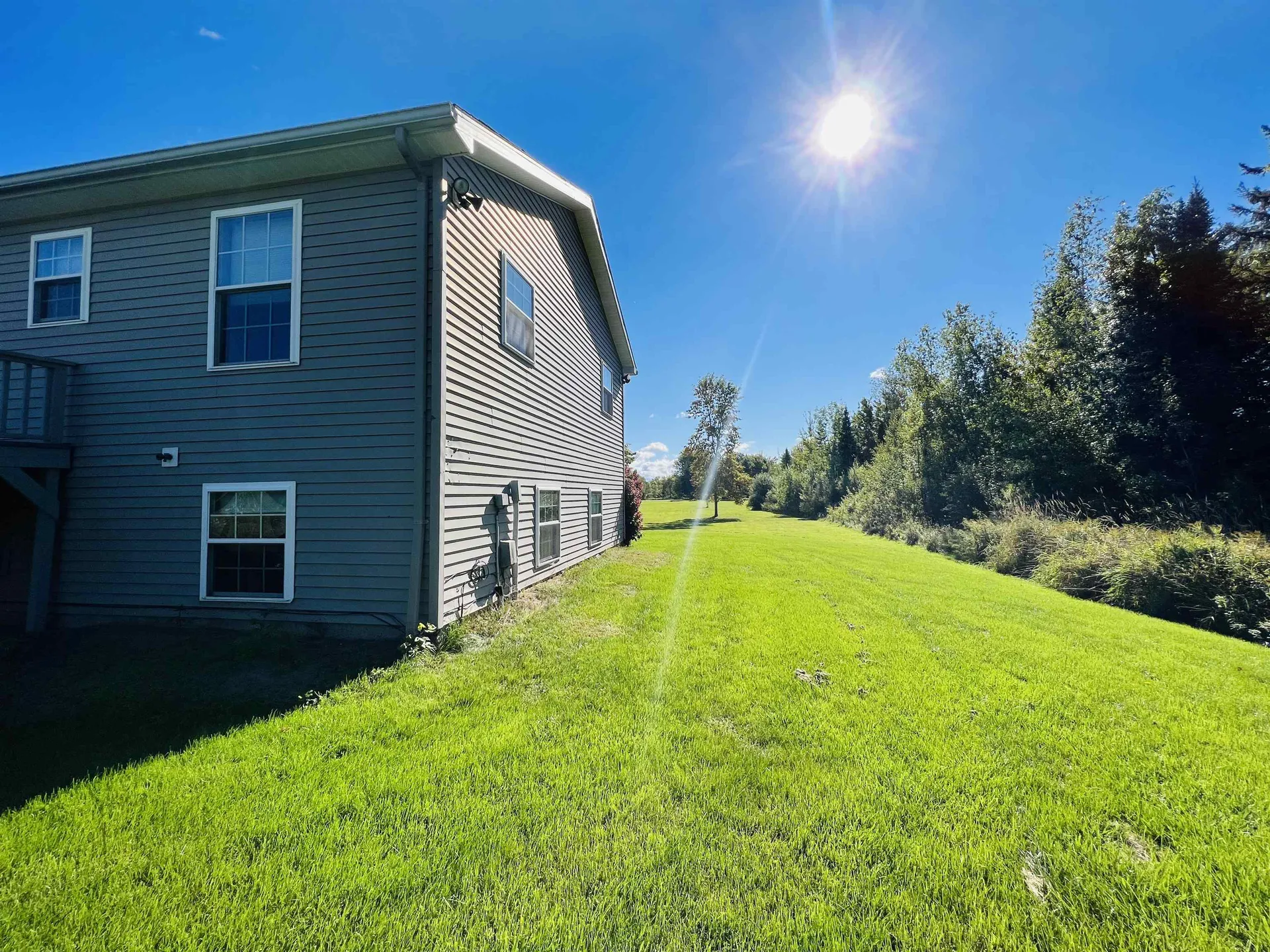 2069 Lakeview Drive North Hero VT 05474