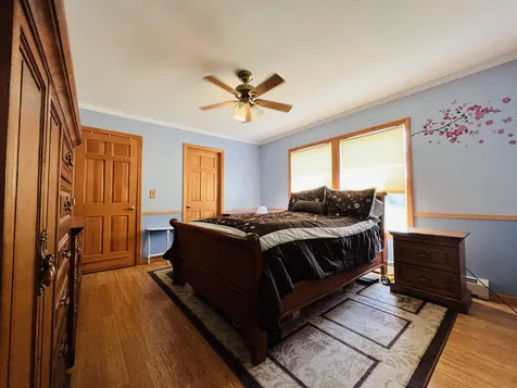 2069 Lakeview Drive North Hero VT 05474