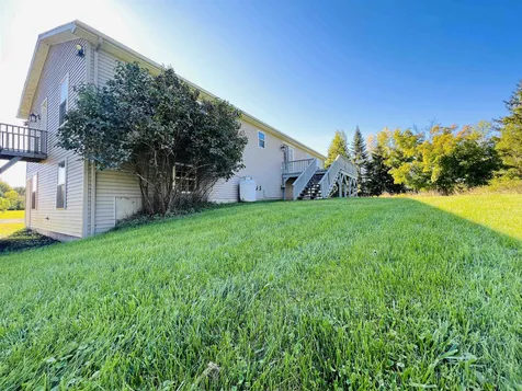 2069 Lakeview Drive North Hero VT 05474