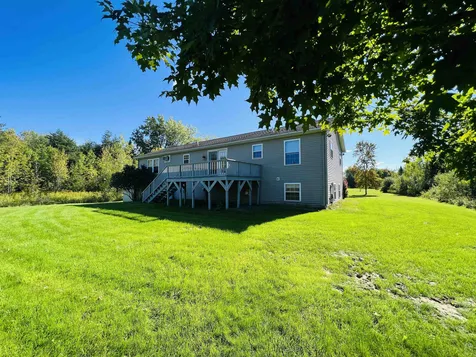 2069 Lakeview Drive North Hero VT 05474