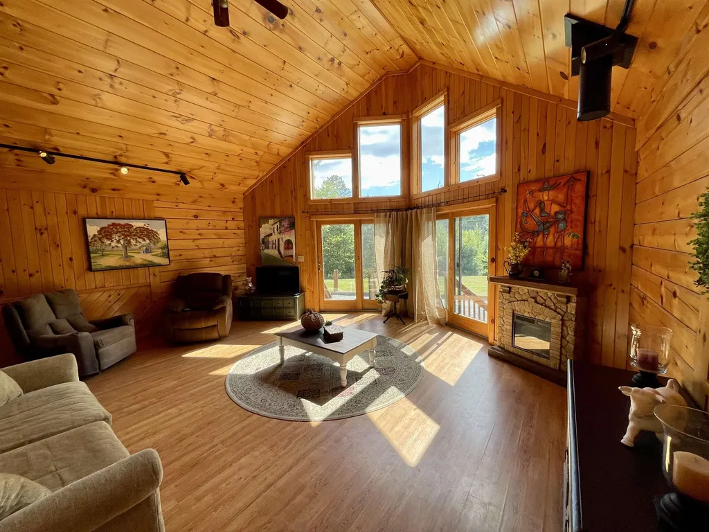 675 Boltonville Road Ryegate VT 05069