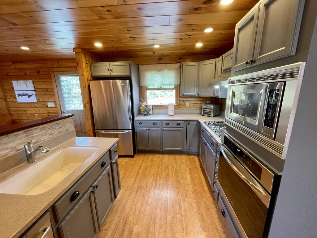675 Boltonville Road Ryegate VT 05069