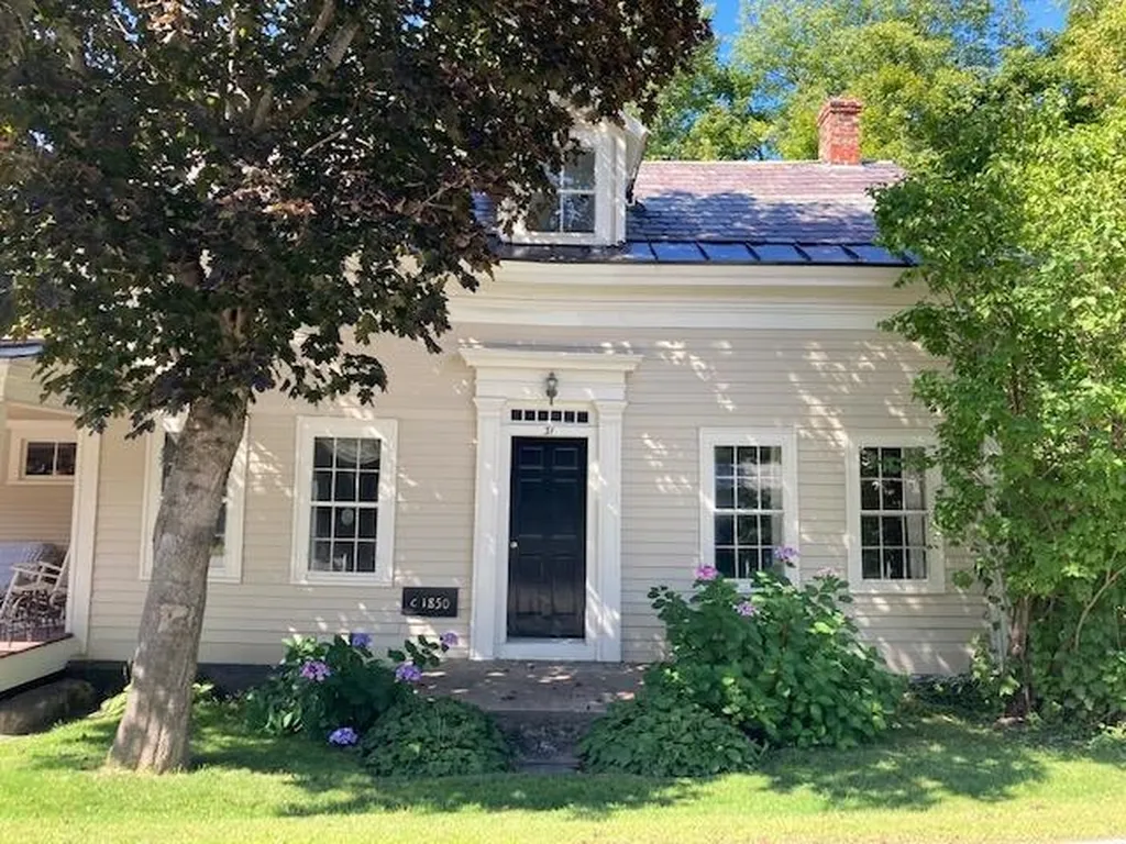 31 North Main Street Danby VT 05739