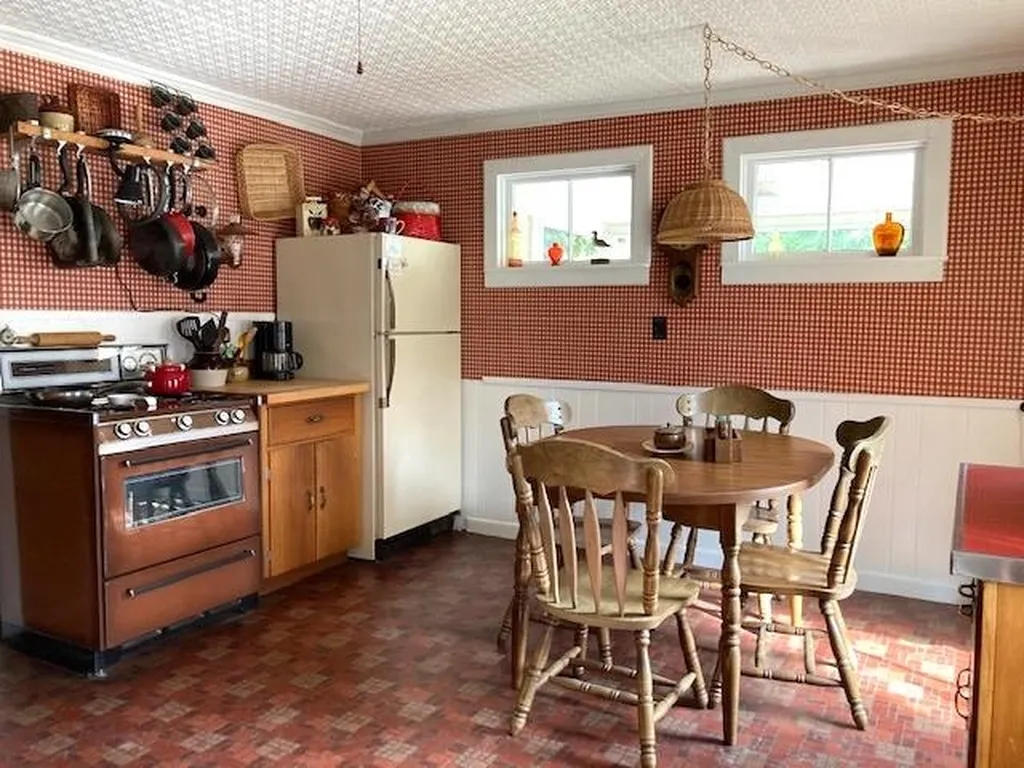 31 North Main Street Danby VT 05739