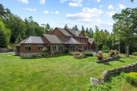 2989 Under The Mountain Road Londonderry VT 05155